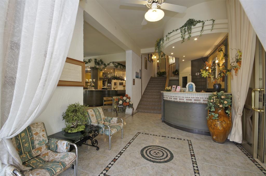 Hotel Victory تْشيزيناتيكو المظهر الخارجي الصورة